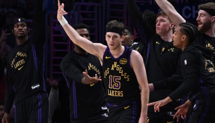 kaiyun-湖人近7战6胜！里夫斯：我们开始承担责任 不再只是双手一摊|奥斯汀-里夫斯|奥斯汀·里夫斯|勒布朗-詹姆斯|洛杉矶湖人队|nba_新浪体育_新浪新闻